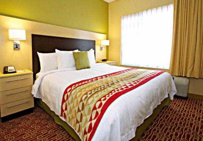ทาวน์เพลส สวีท ฟีนิกซ์ กู้ดเยียร์ Hotel กูดเยียร์ ภายนอก รูปภาพ